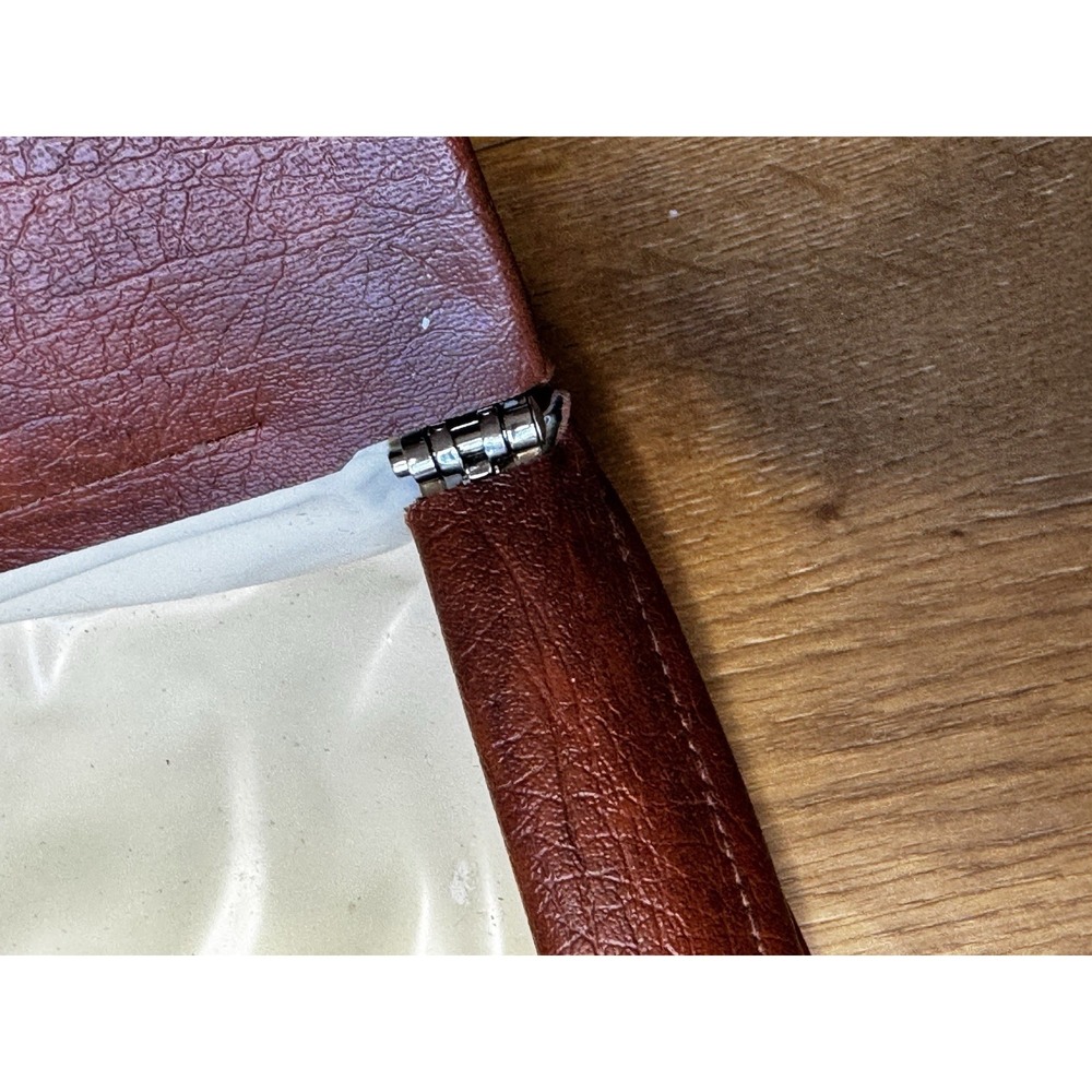 Vintage Flip Top Valet Kit by St Thomas 1970's - Picture 11 of 16